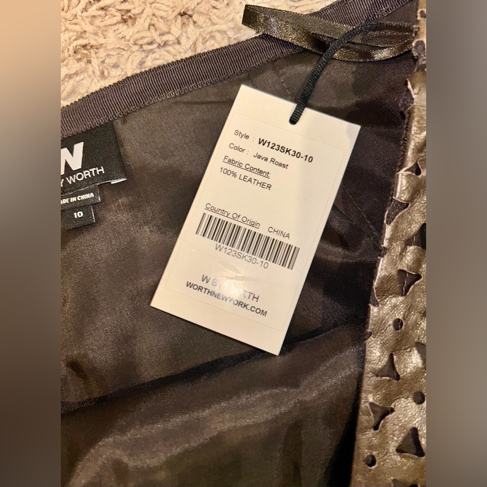 NWT Vintage W by Worth Women’s Genuine Leather Brown Cutout Skirt Size 10 - Picture 5 of 7